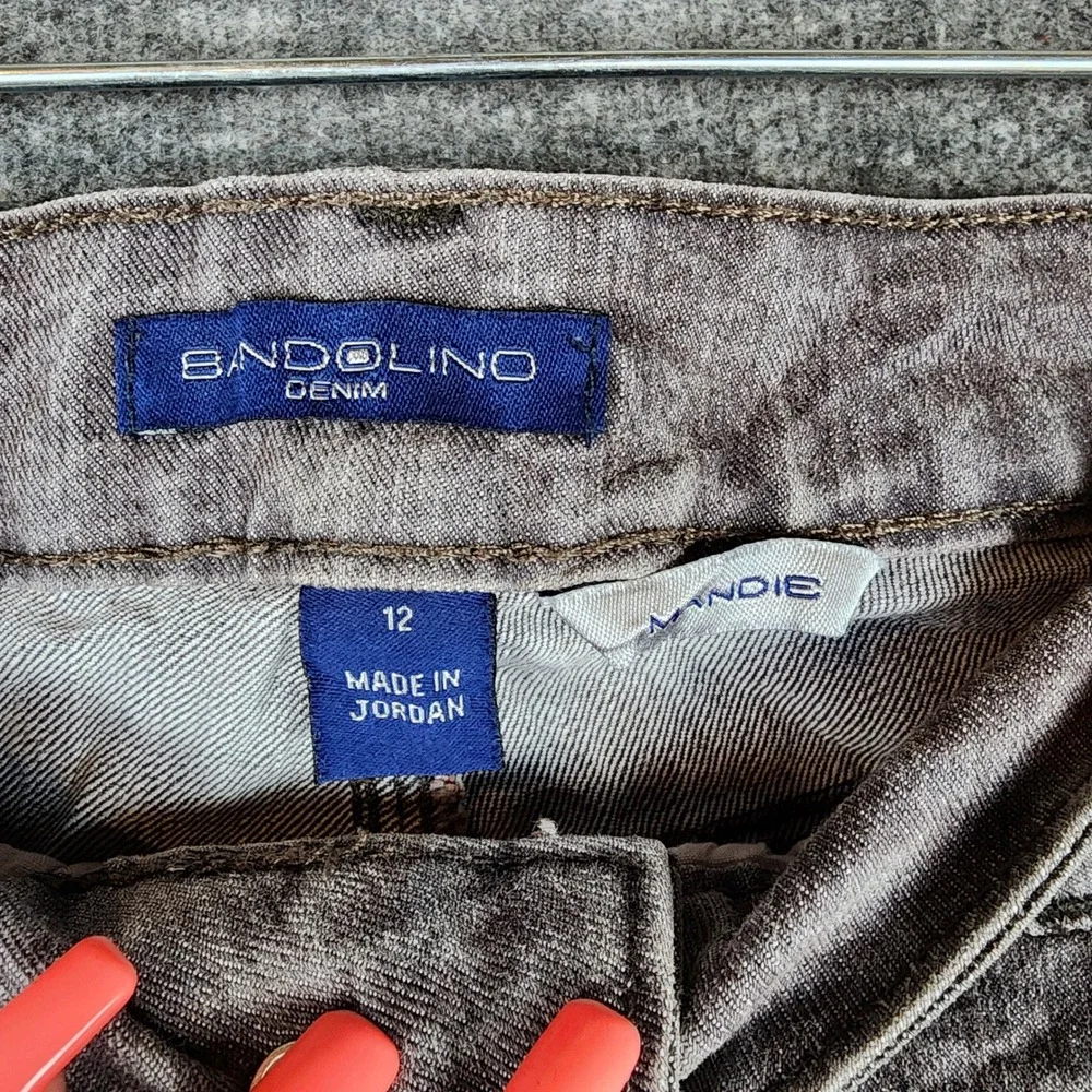 Bandolino Jeans Womens 12 Mandie Gray Straight Leg Denim EUC
